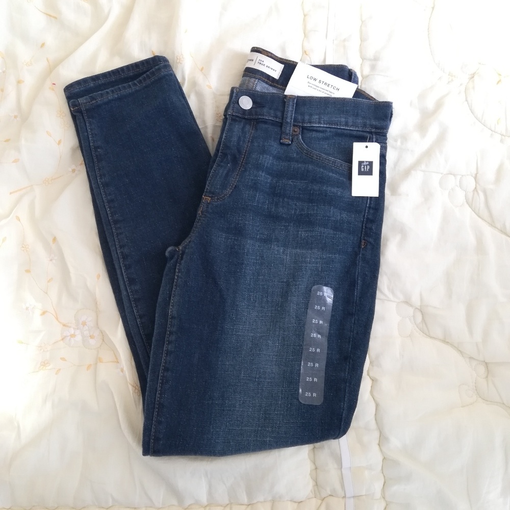 New GAP true skinny jeans